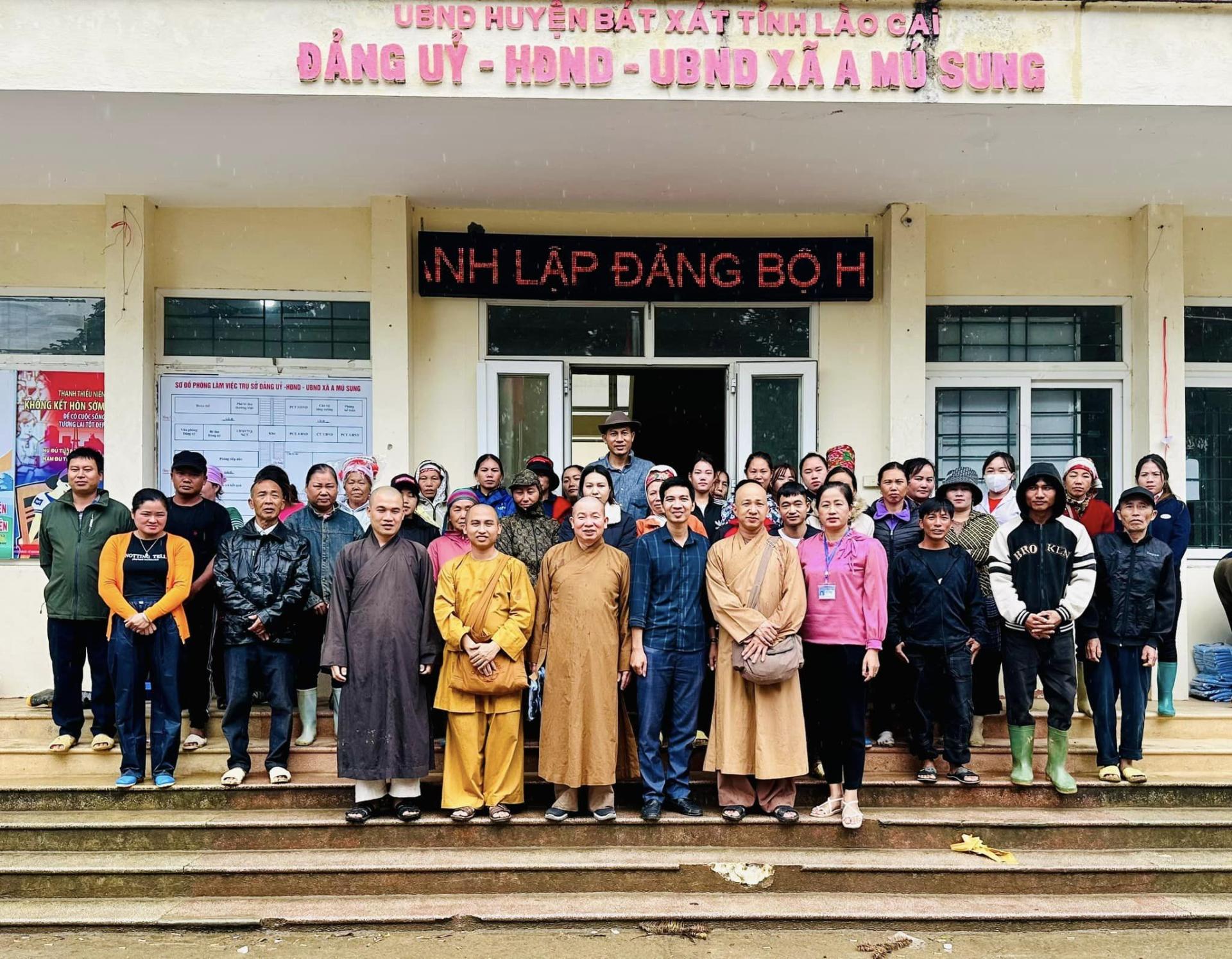 LÀO CAI: Đoàn Ban Trị Sự GHPGVN tỉnh Đồng Nai đi thăm và tặng quà tại Xã A Mú Sung và Bản Mèo, huyện Bát Xát
